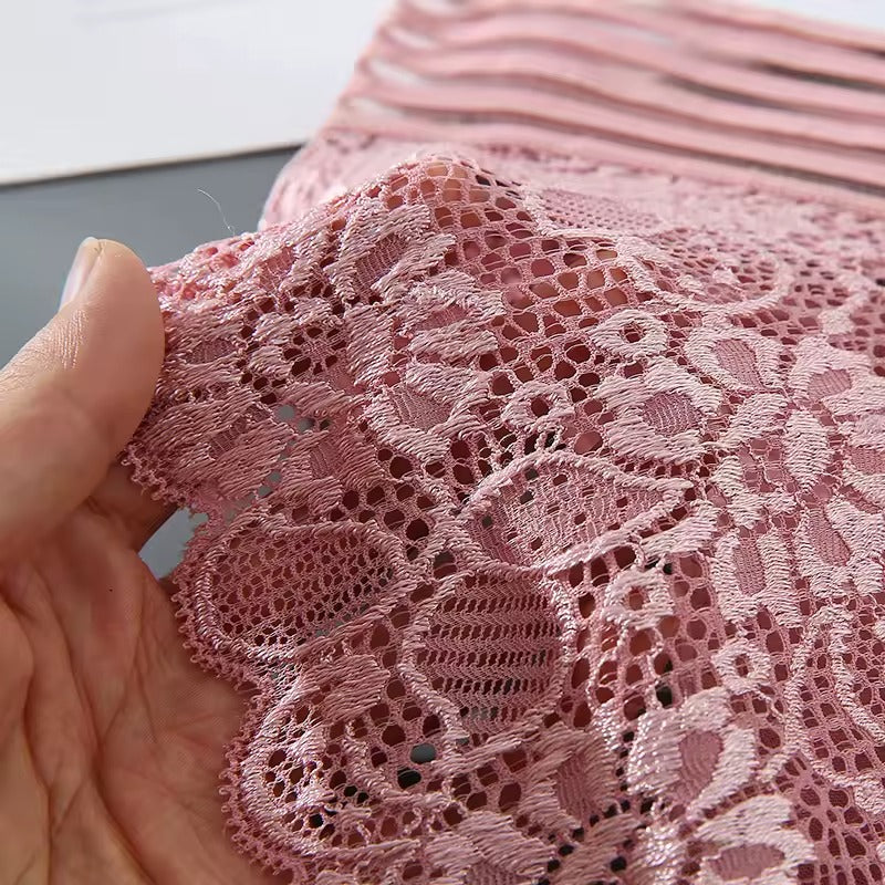 Lot de 6 culottes en dentelle Yola